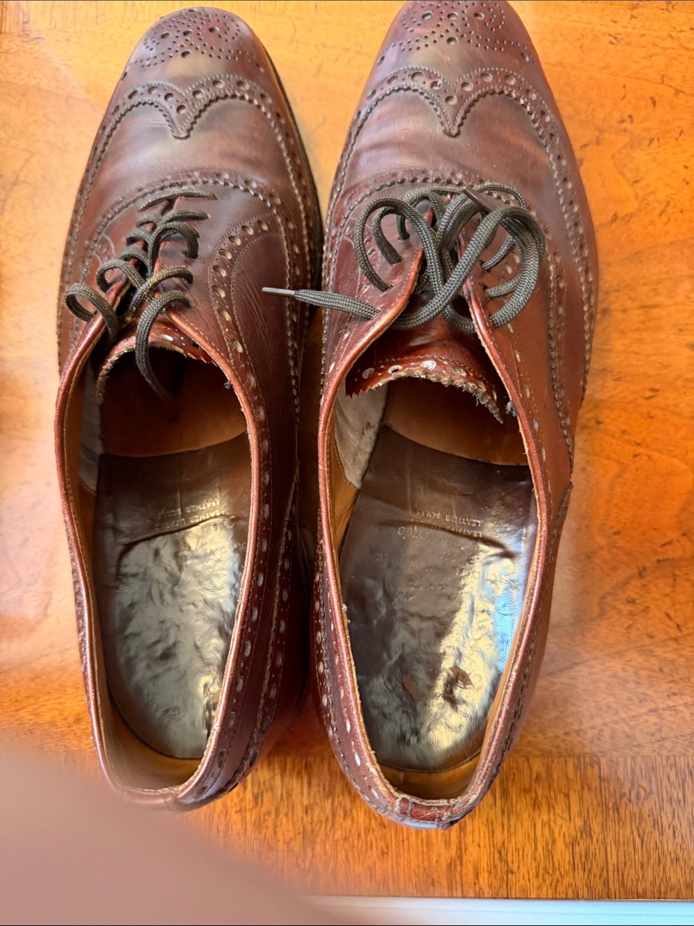 Men's Brown Leather Brogue Oxfords — Lace-Up Classic